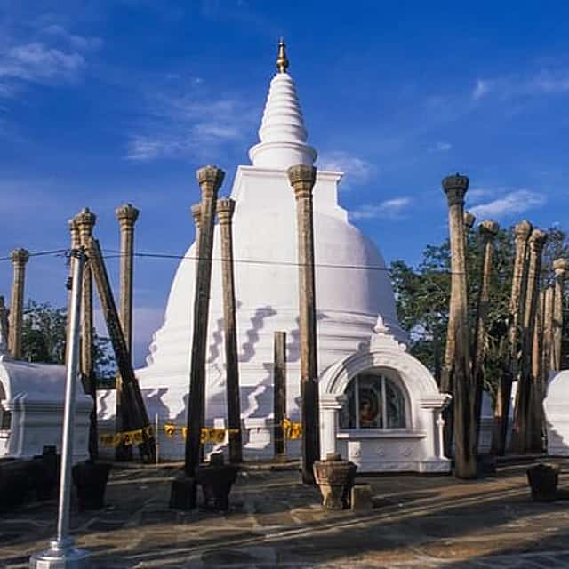Anuradhapura Buddhist Icons Tour from Dambulla
