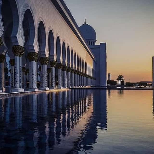 Abu Dhabi City Tour with Ferrari world Combo