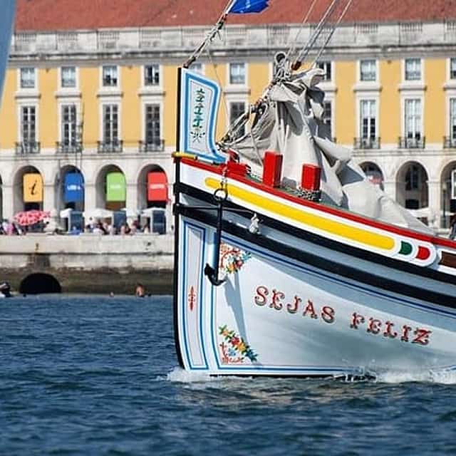 Lisbon Traditional Boats - Express Cruise - 45min 