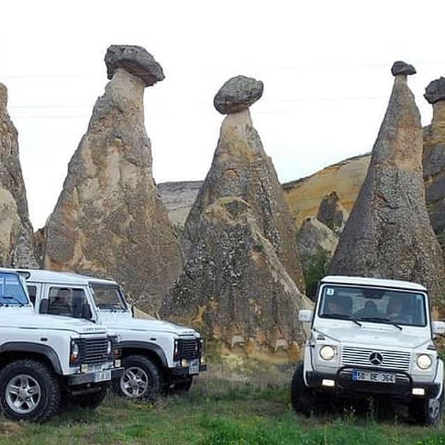 Cappadocia: Sunrise and Sunset Jeep Safari