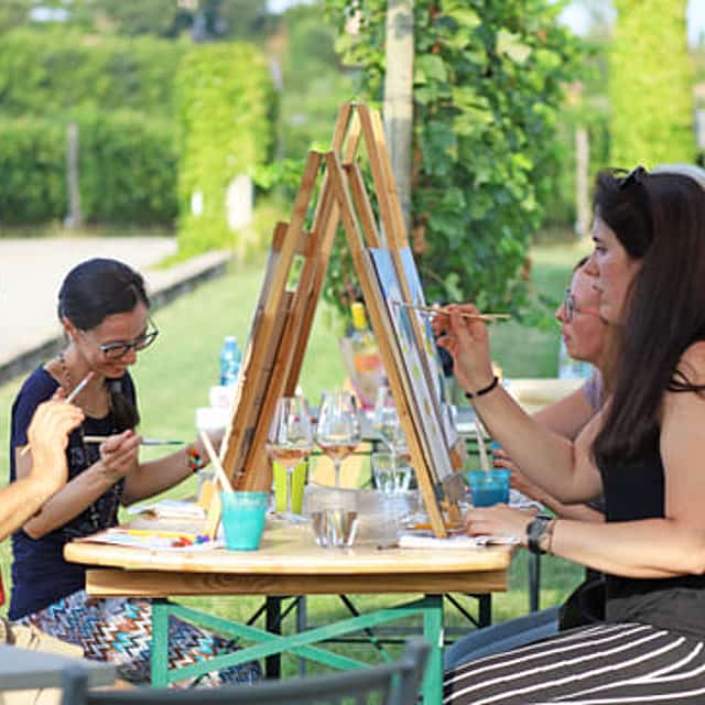 Art Experience with Food and Wine Tasting in the vineyards