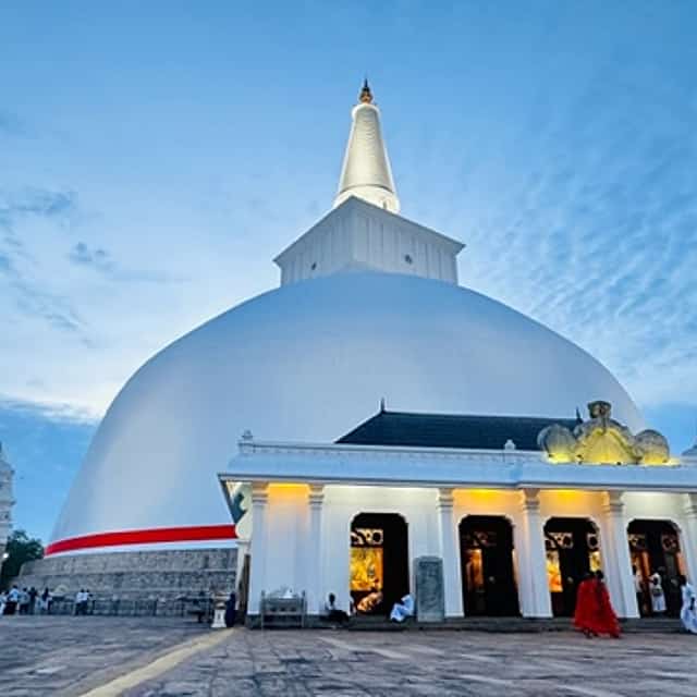 One Day Tour to Historical City Anuradhapura from Colombo