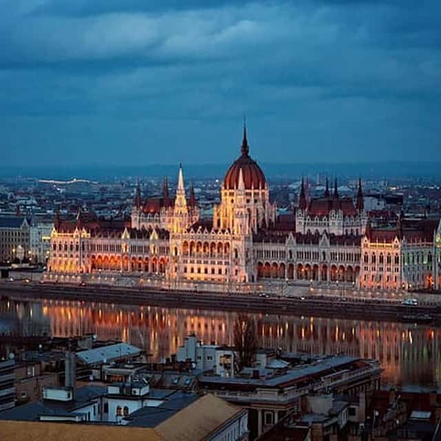 Budapest to Prague Private Transfer with Bratislava Stop