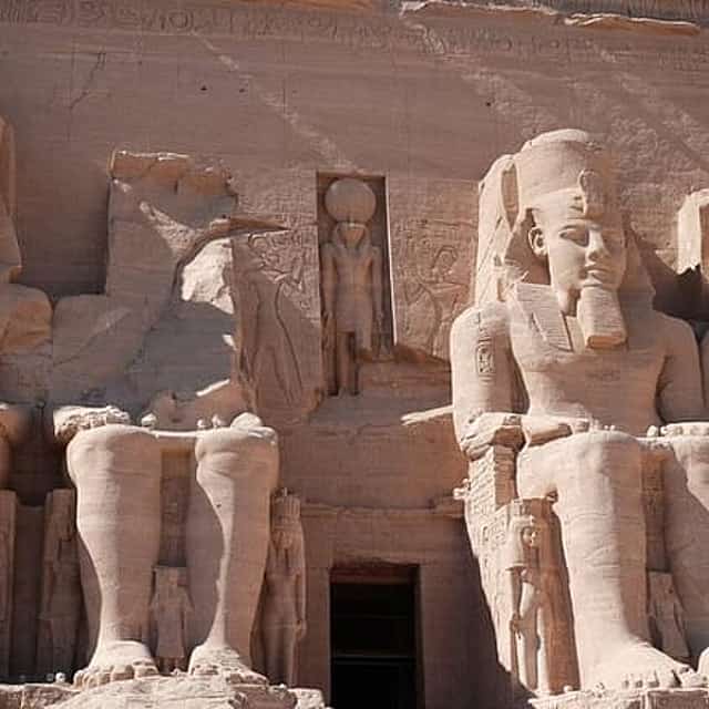 Top 6 Days Around Cairo,Giza Pyramids,Luxor , Aswan & Abu Simbel