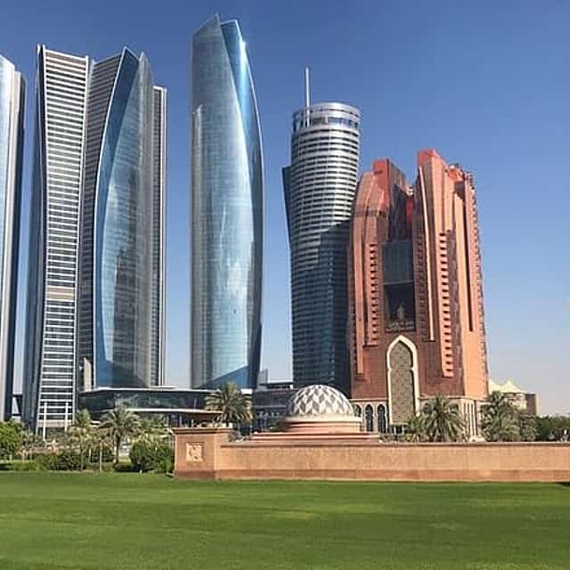 Abu Dhabi City Tour - Discover the capital of UAE