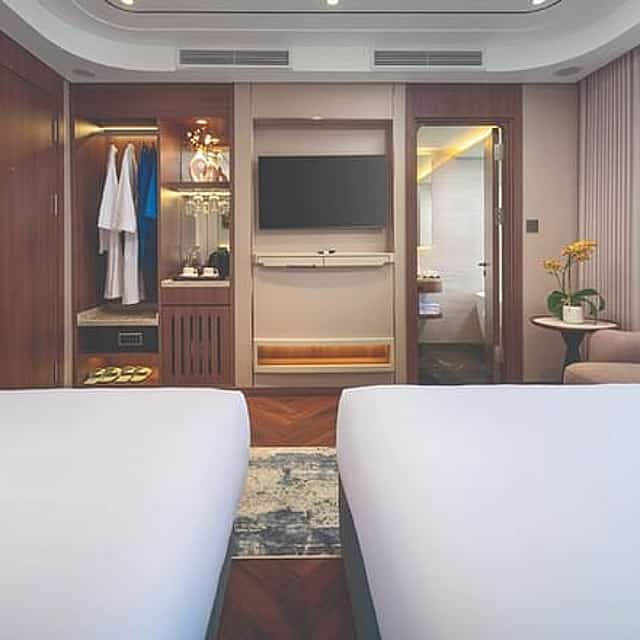 Halong Bay 2 Days 1 night Calista 6 Star Cruise Experience