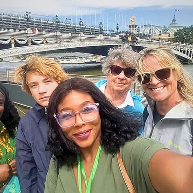 Paris Half Day Tour & Cruise, Private Guide & Louvre Entrance