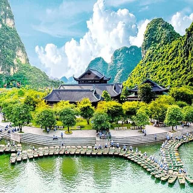 Bai Dinh Pagoda Trang An Mua Cave Group Tour from Hanoi