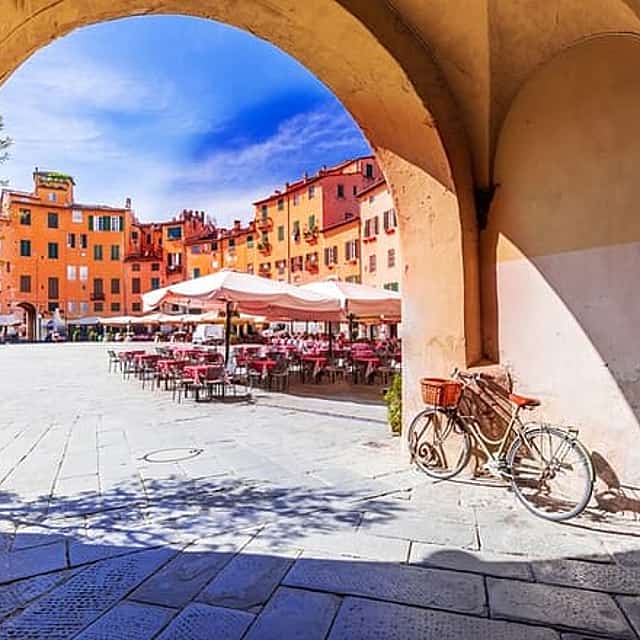 Exclusive Private Pisa & Lucca Experience from Florence