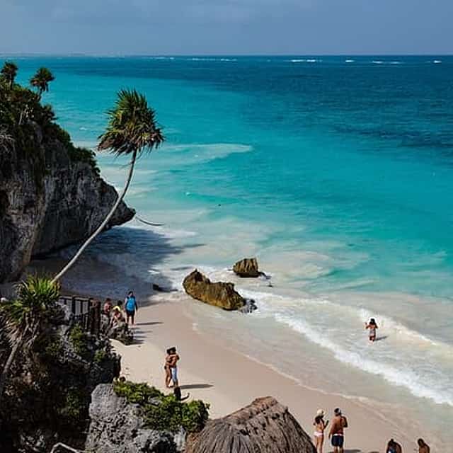 Private Transfer from Cancun to Tulum with a Sightseeing Stop