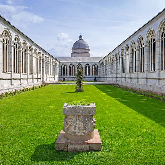 All-inclusive Walking Tour in Pisa