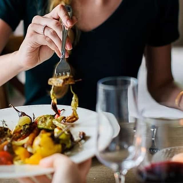 Historia y gastronomía: recorrido privado a pie por Budapest de 4 horas con guía de habla inglesa
