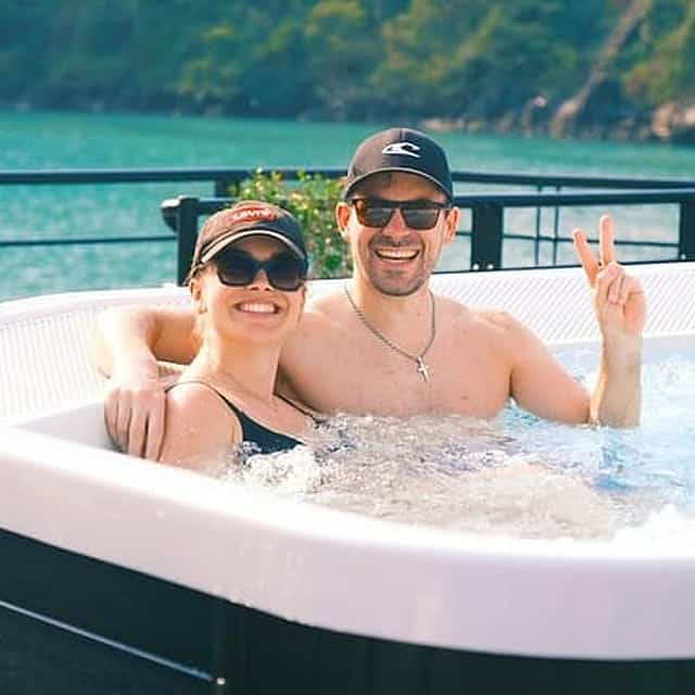 Luxury Day Tour Halong & Lan Ha Bay - PREMIUM CRUISE ON BAY