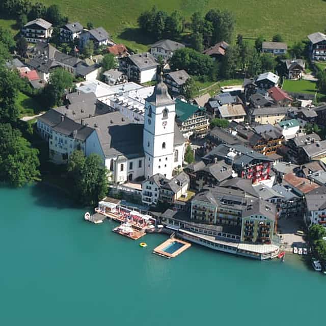 Lake District, St. Wolfgang & St. Gilgen - Private Half-Day Tour