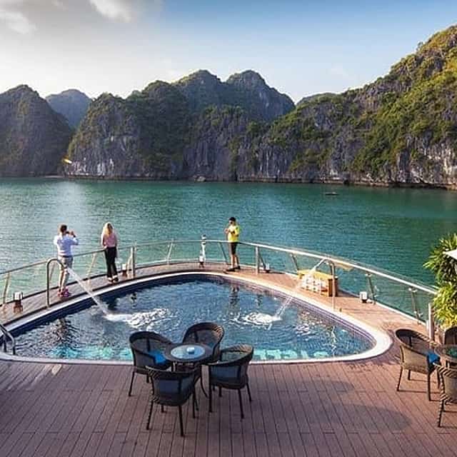 Stellar of The Seas Top Norch Cruises in Ha Long Bay (3D2N)