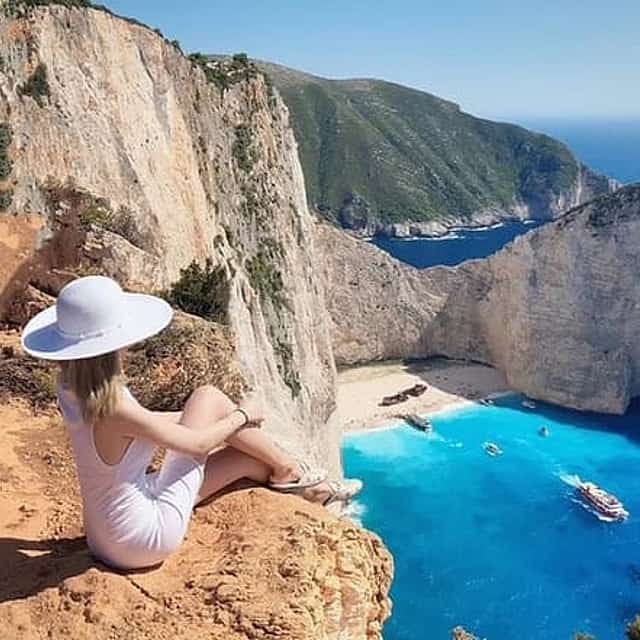 Zakynthos wycieczka w małej grupie: wrak statku i Błękitne Groty – lądem i morzem