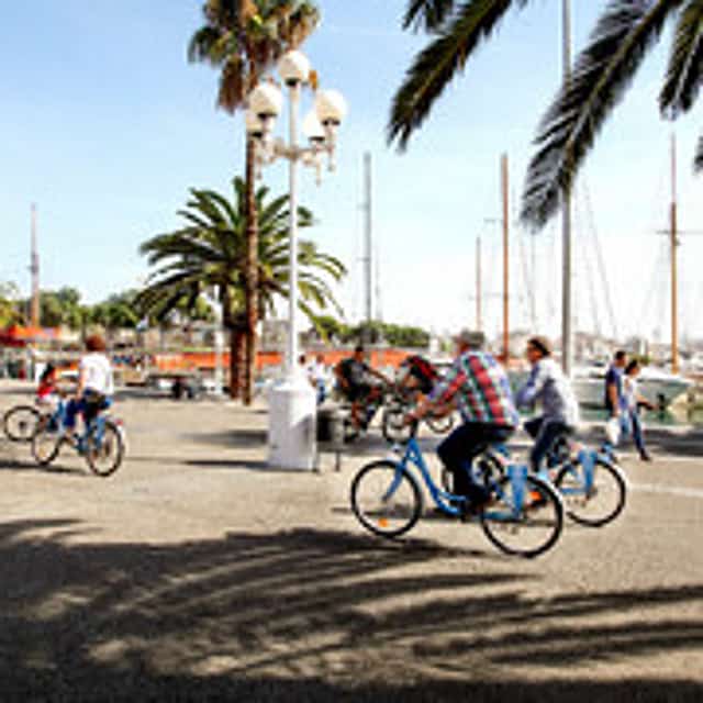Barcelona: Tour Histórico en Bicicleta