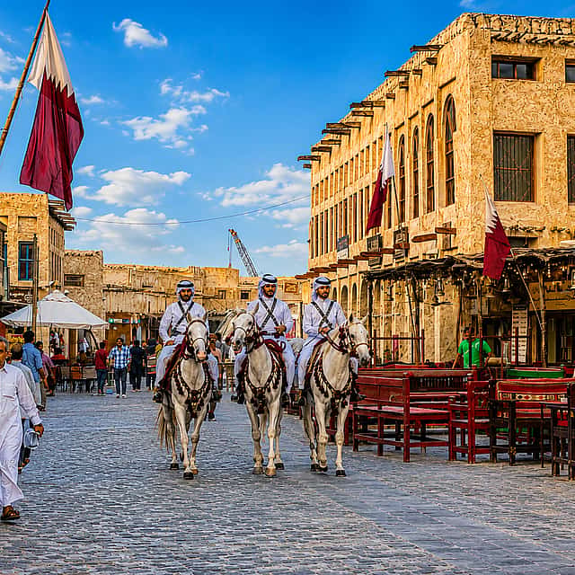 Doha Private Full-Day City Tour with Souq Waqif, Katara, The Pearl & Lusail