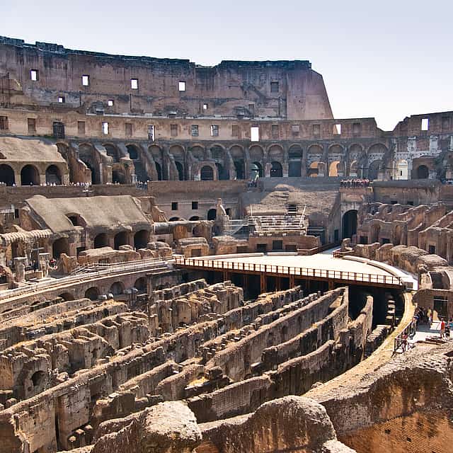 Colosseum Arena Floor Tour mit bevorzugtem Eintritt ins antike Rom
