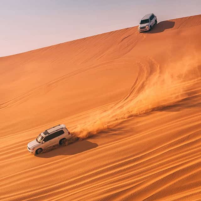 Desert Safari in de Avond in Sharjah
