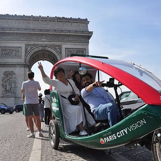 The Best of Paris in Private Rickshaw bike