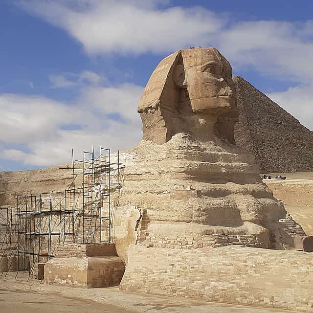 جولة ليوم كامل - أهرامات الجيزة والمتحف المصري وخان الخليلي
