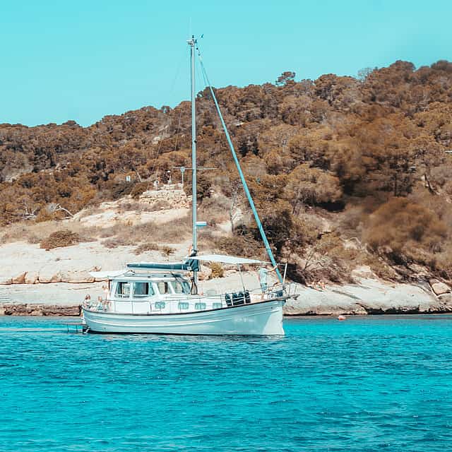 Private Traditional Mallorcan Llaut Experience