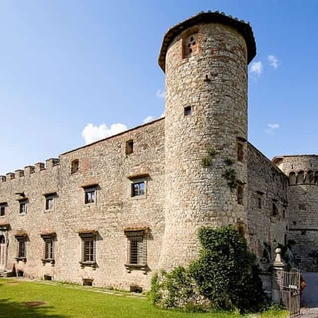 Exclusive Private Experience at Castle-Wineries in Chianti from Florence