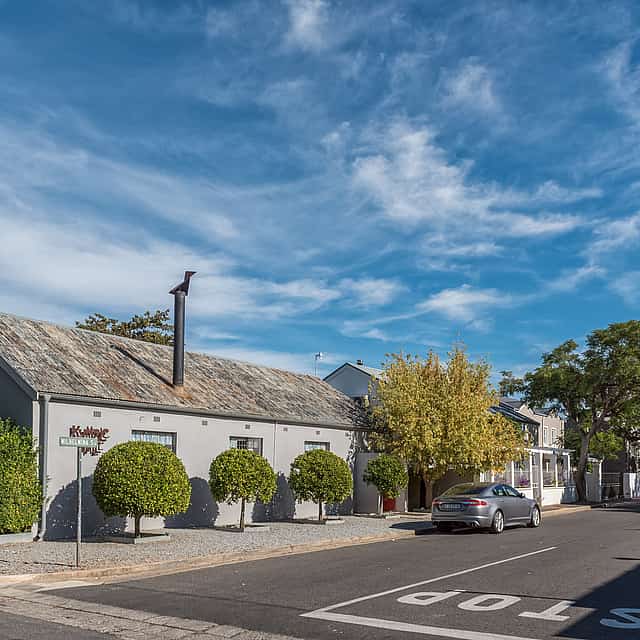 Full-day Private Winelands Franschhoek Tour