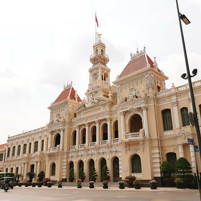 Full-Day Ho Chi Minh City Tour: Discover the Heart of the City