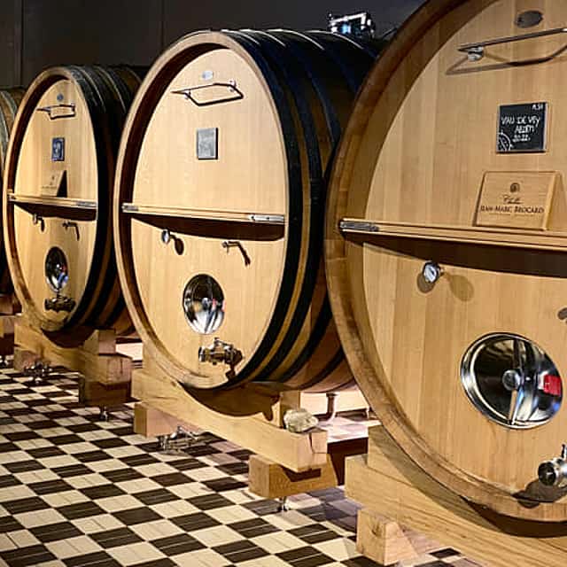 Exquisite Wines Tasting Chateau Pommard, Chablis Small-Group trip from Paris.
