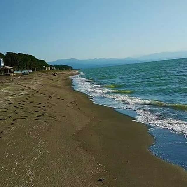 Descubre Adjara: Mar, Montañas y Encanto Georgiano