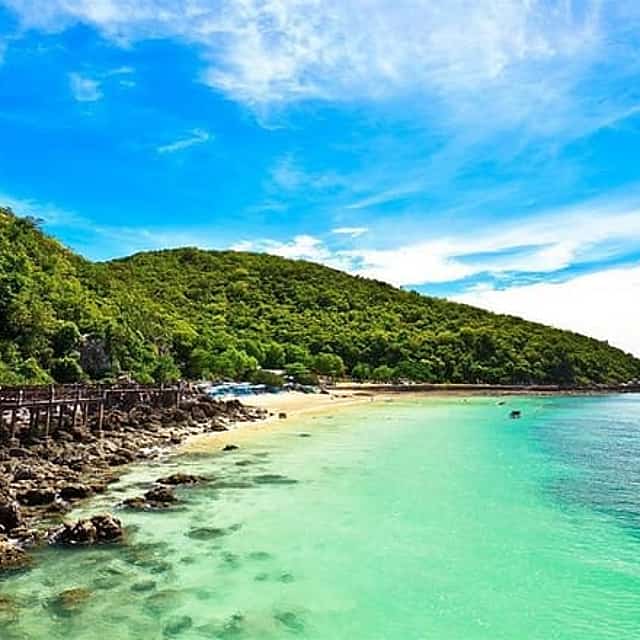 Private Transfer from Bangkok to Trat with 2h of Sightseeing