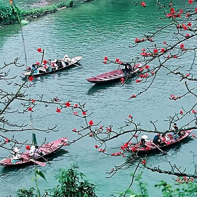 Perfume Pagoda Day Tour from Hanoi