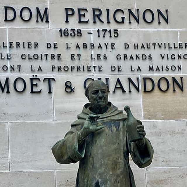 Moet et Chandon, Vineyards, Cellars, 7 tastings Private Champagne Trip.