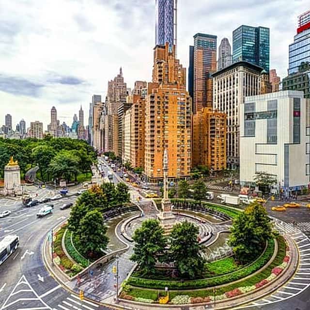 New York Contrasts Tour + Upper & Lower Manhattan Spanish/English