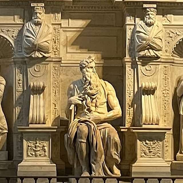 Underground Rome Private Tour: San Clemente, St. Peter in Chains & Ludus Magnus