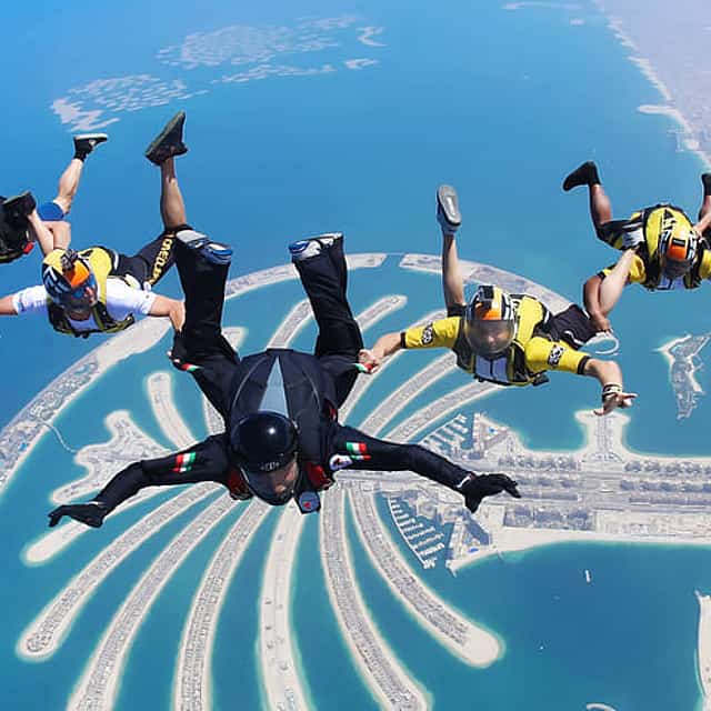 Skydive Dubai à Palm Drop Zone