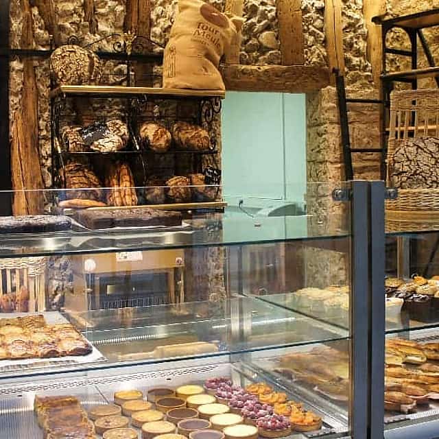 Privé wandeling. De beste bakkerijen in Parijs