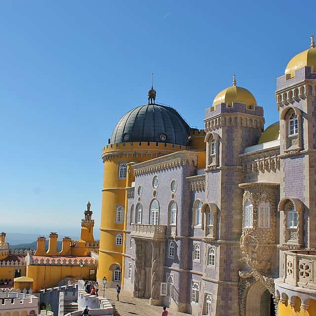Sintra and Cascais Sightseeing Tour