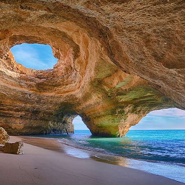 Excursión en lancha rápida a las cuevas marinas de Lagos Benagil desde Lagos
