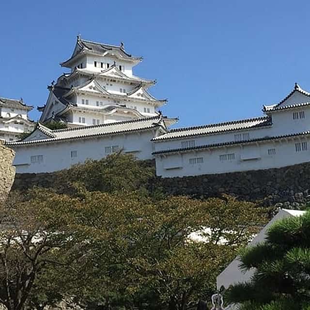 Full-Day Private Guided Tour to Himeji and Kobe
