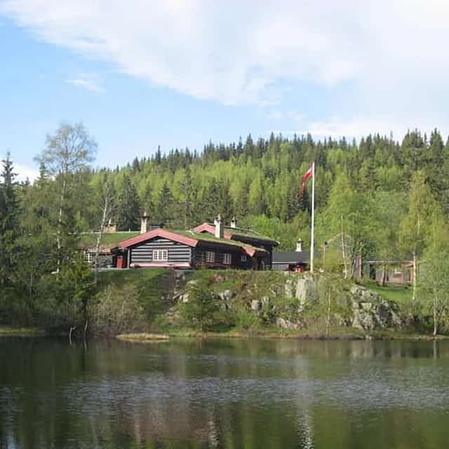 Norway Like a Local: Forest Cabin, Fresh Pastries and a Swim