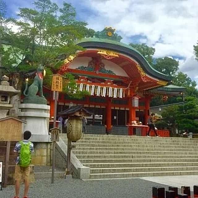 Full-day Private Guided Walking Tour to Kyoto Old Town and Temples