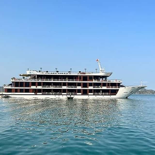 Aspira 5 Star Cruise: Ha Long & Lan Ha Bay 2 days and 1 Night