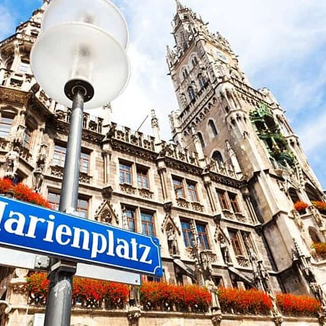 Munich Scavenger Hunt & Highlights Self-Guided Walking Tour