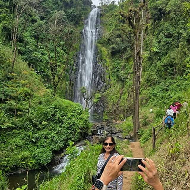 Moshi Cultural Day: Materuni Wasserfall, Kaffeetour | Stadtrundfahrt