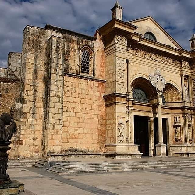 Tour to Santo Domingo from Punta Cana