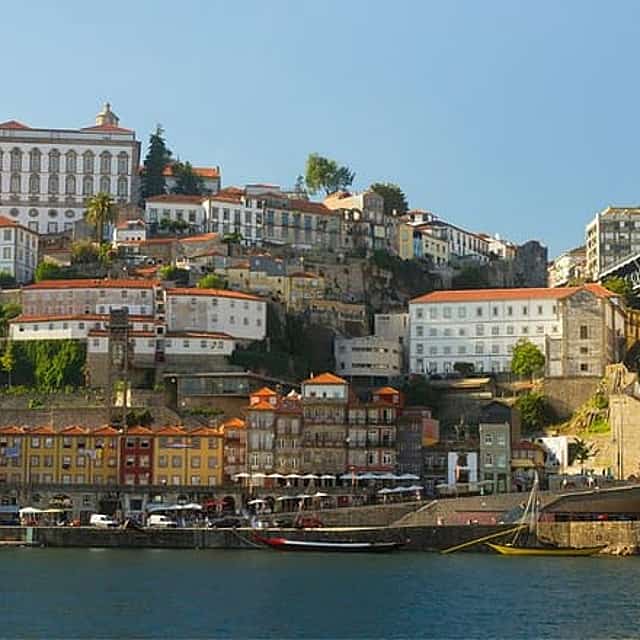 Porto Scavenger Hunt & Highlights Self-Guided Walking Tour