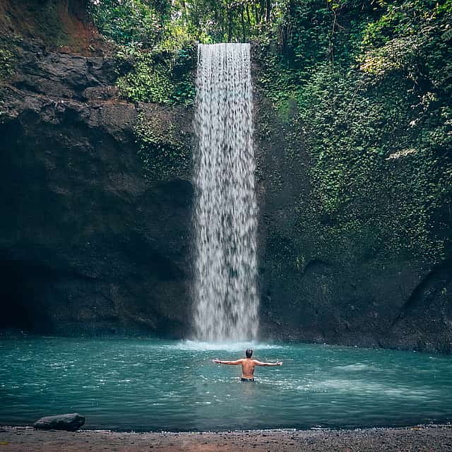 Secret Waterfalls Full-day Tour with a Photographer
